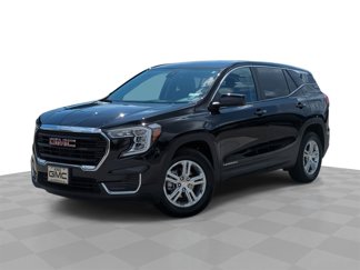 Used 2024 GMC Terrain SLE image 1