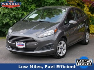 Used 2015 Ford Fiesta SE image 1
