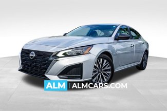 Used 2024 Nissan Altima 2.5 SV image 1