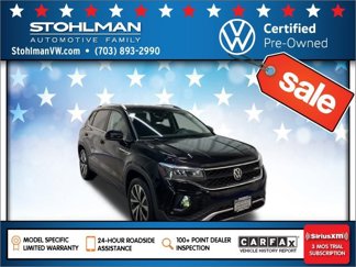 Certified 2022 Volkswagen Taos SE image 1