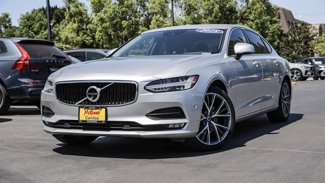 Used 2018 Volvo S90 T5 Momentum w/ Convenience Package image 1
