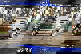 Used 2001 Ford Excursion Limited image 1