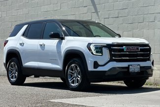 Used 2025 GMC Terrain Elevation image 1