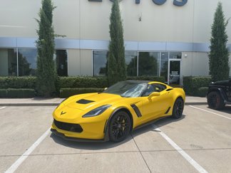 Used 2015 Chevrolet Corvette Z06 w/ 3LZ Preferred Equipment Group image 1