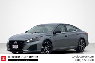 Used 2023 Nissan Altima 2.5 SR image 1