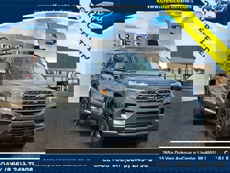 Certified 2022 Ford Explorer XLT image 1
