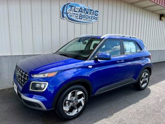 Used 2022 Hyundai Venue Limited image 1