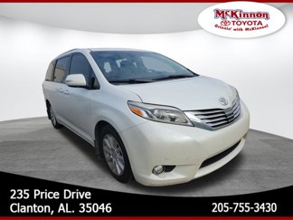 Used 2015 Toyota Sienna XLE image 1