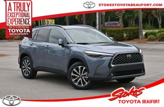Certified 2022 Toyota Corolla Cross XLE image 1