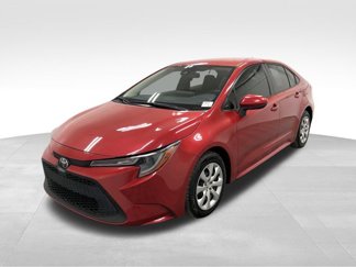 Used 2021 Toyota Corolla LE image 1