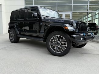 Used 2024 Jeep Wrangler High Altitude image 1