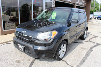 Used 2011 Kia Soul + image 1