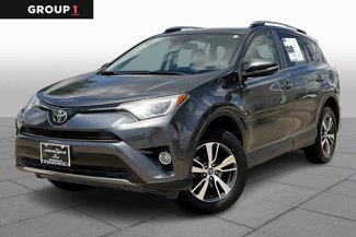 Used 2017 Toyota RAV4 XLE image 1