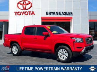 Used 2022 Nissan Frontier SV image 1