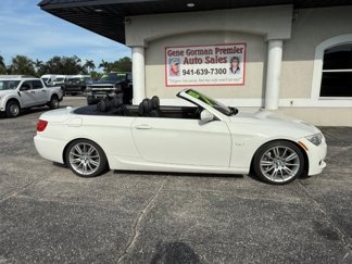 Used 2013 BMW 335i Convertible image 1
