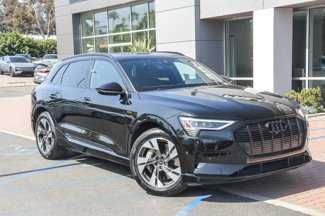 Used 2022 Audi e-tron Premium w/ Convenience Plus Package image 1