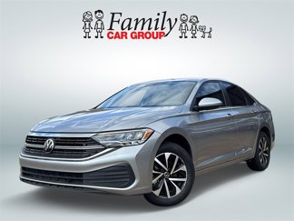 Used 2023 Volkswagen Jetta S image 1