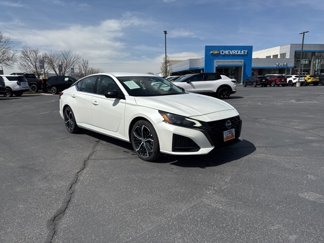 Used 2023 Nissan Altima 2.5 SR image 1