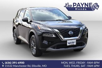 Used 2022 Nissan Rogue S image 1