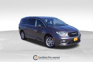 Certified 2023 Chrysler Pacifica Touring-L image 1