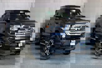 Used 2016 Toyota Tacoma TRD Sport image 1