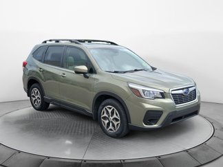 Used 2019 Subaru Forester Premium image 1
