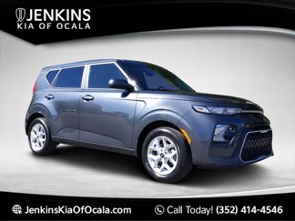 Certified 2022 Kia Soul LX w/ Technology Package image 1