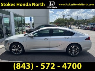 Used 2018 Buick Regal Preferred image 1