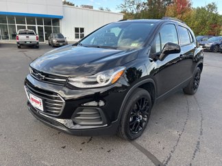 Used 2022 Chevrolet Trax LT w/ Midnight Edition image 1
