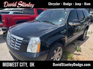 Used 2014 Cadillac Escalade Luxury image 1
