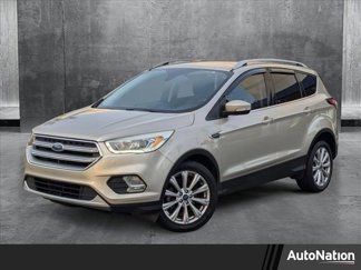 Used 2017 Ford Escape Titanium image 1