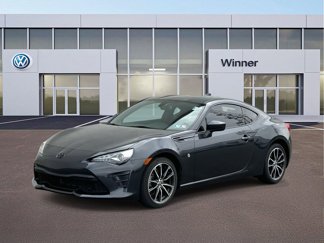Used 2018 Toyota 86 image 1