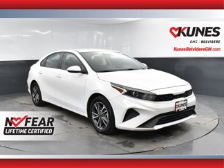 Used 2023 Kia Forte LXS image 1