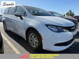 Used 2022 Chrysler Voyager LX image 1