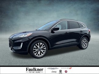 Used 2021 Ford Escape Titanium image 1