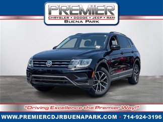 Used 2021 Volkswagen Tiguan SE w/ Panoramic Sunroof Package image 1