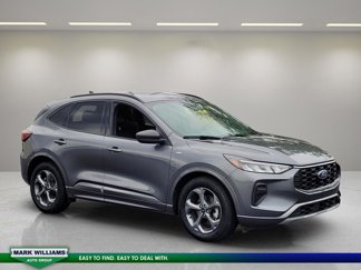 Used 2023 Ford Escape ST-Line image 1