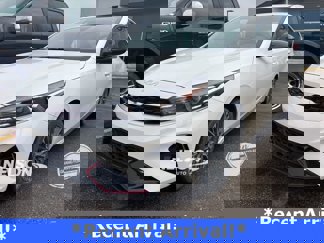 Used 2023 Kia Forte GT-Line image 1