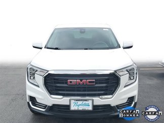 Used 2024 GMC Terrain SLE image 1