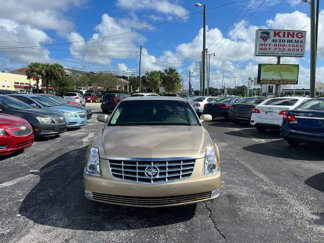 Used 2006 Cadillac DTS Luxury II w/ Trunk Convenience Package image 1