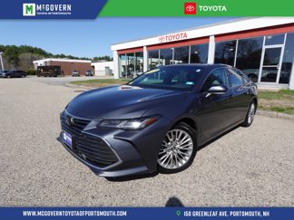 Used 2019 Toyota Avalon Limited image 1