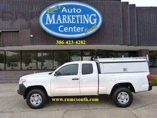 Used 2020 Toyota Tacoma SR image 1