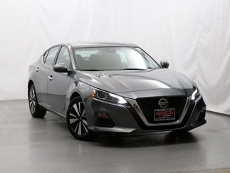 Used 2022 Nissan Altima 2.5 SV image 1