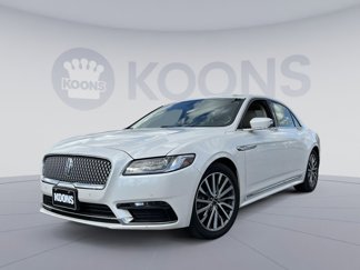 Used 2017 Lincoln Continental Select image 1