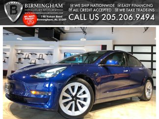 Used 2023 Tesla Model 3 Standard Range image 1