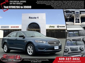 Used 2019 Ford Taurus SE image 1