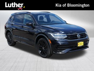 Used 2022 Volkswagen Tiguan SE R-Line image 1
