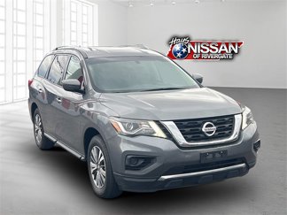 Used 2020 Nissan Pathfinder S image 1