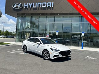 Used 2023 Hyundai Sonata SEL w/ Cargo Package image 1
