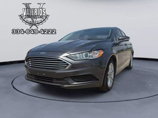 Used 2018 Ford Fusion SE image 1